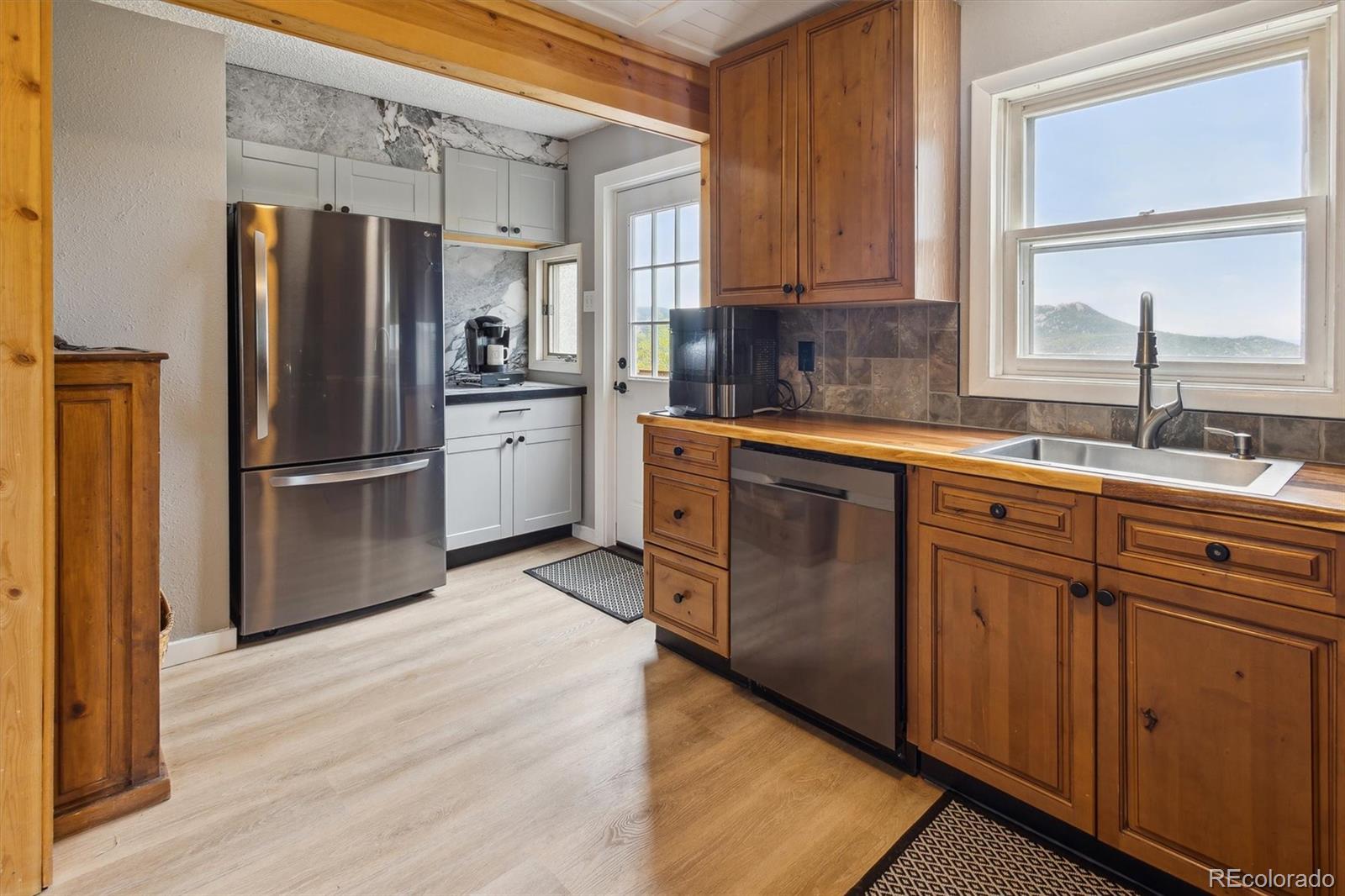 MLS Image #5 for 10254  crystal drive,morrison, Colorado