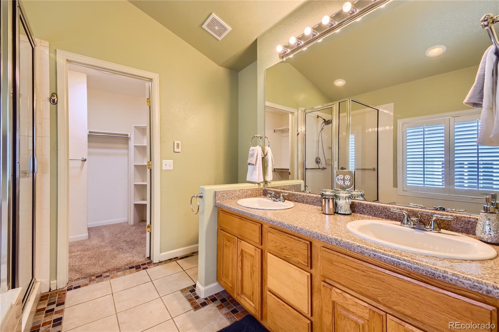 MLS Image #12 for 9349 w 13th place,lakewood, Colorado