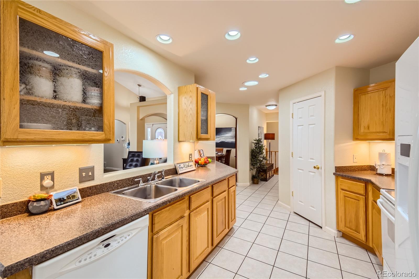 MLS Image #7 for 9349 w 13th place,lakewood, Colorado