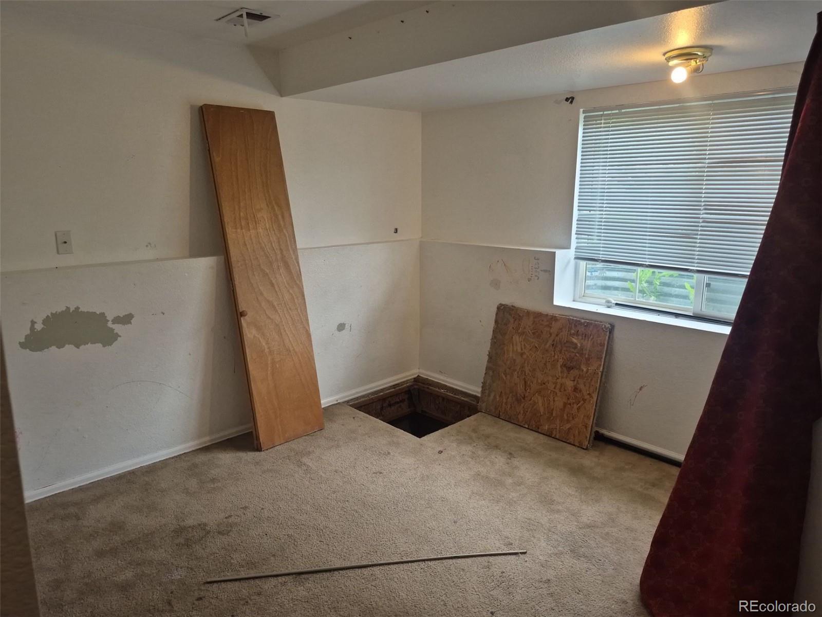 MLS Image #14 for 1415 s pitkin court,aurora, Colorado