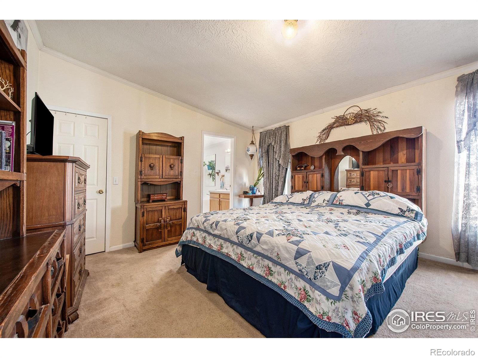 MLS Image #15 for 2832  county road 20 ,longmont, Colorado