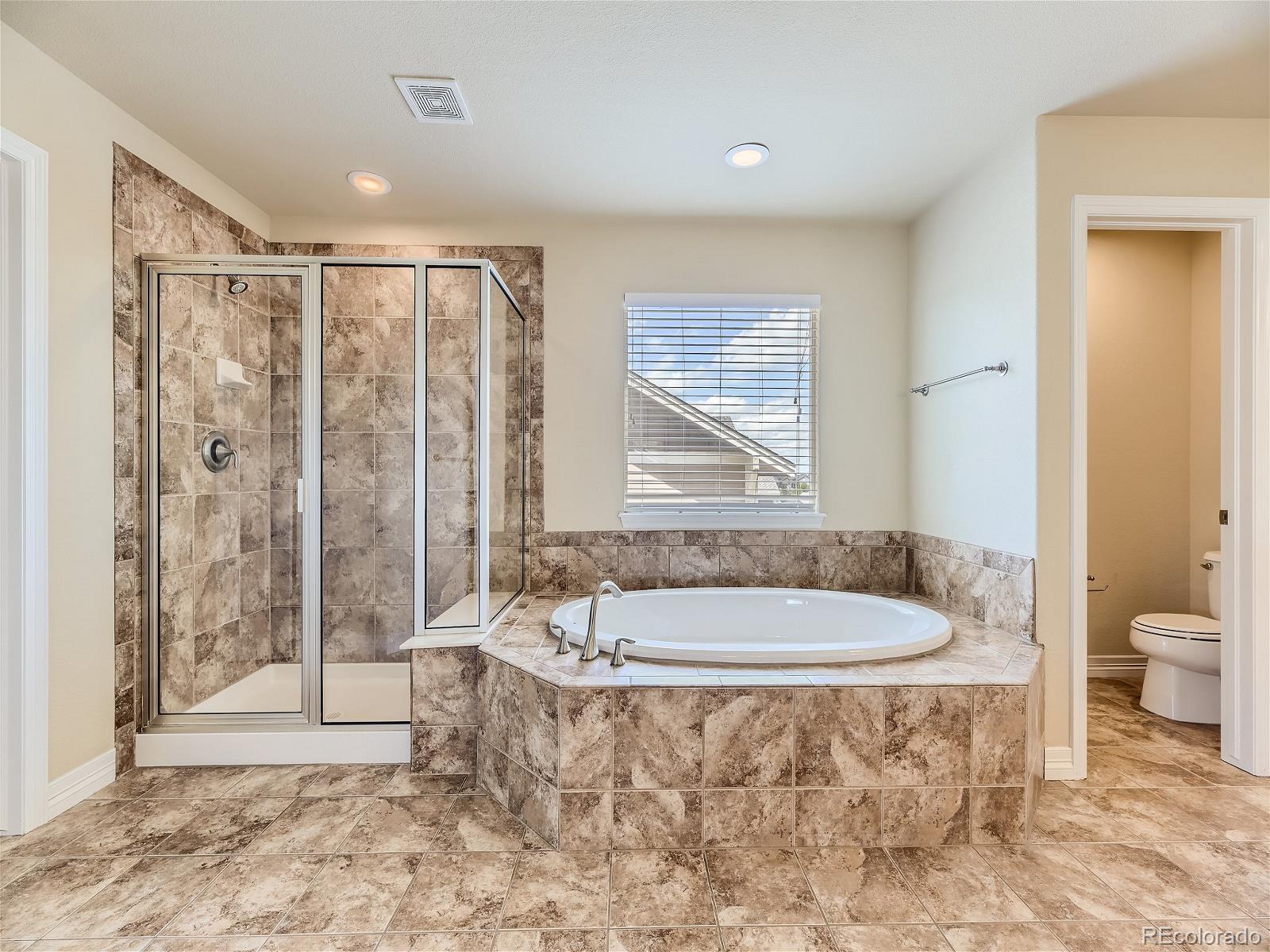 MLS Image #6 for 6419 s old hammer way,aurora, Colorado