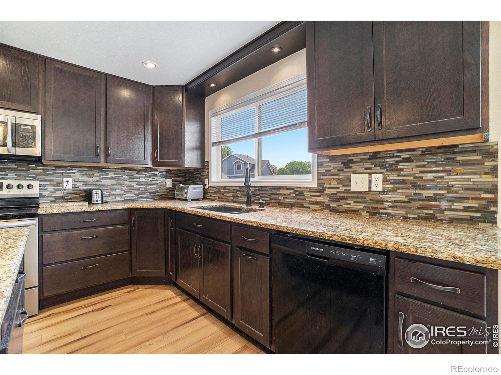 MLS Image #10 for 4913  smallwood court,fort collins, Colorado