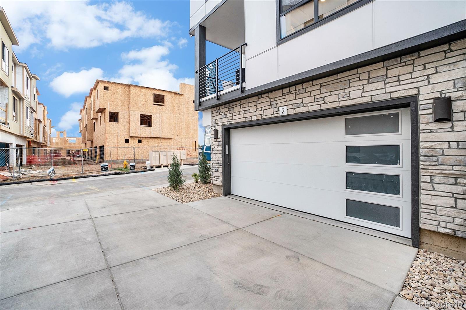 MLS Image #29 for 2046 s holly street,denver, Colorado