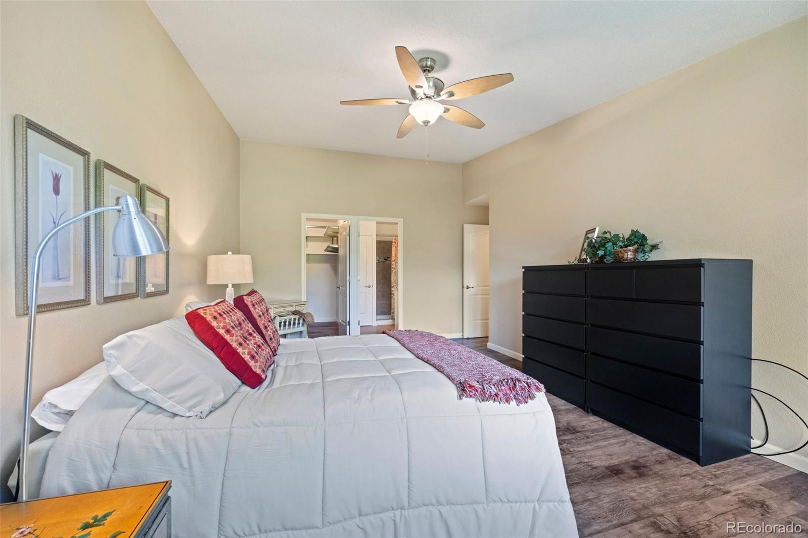 MLS Image #11 for 795 s alton way,denver, Colorado