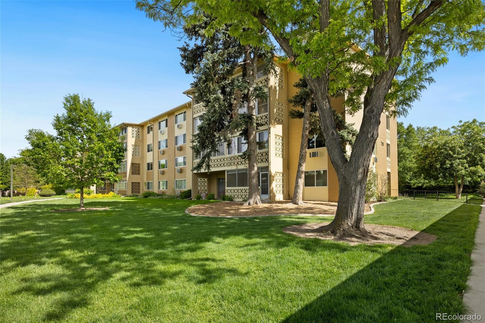 MLS Image #23 for 795 s alton way,denver, Colorado