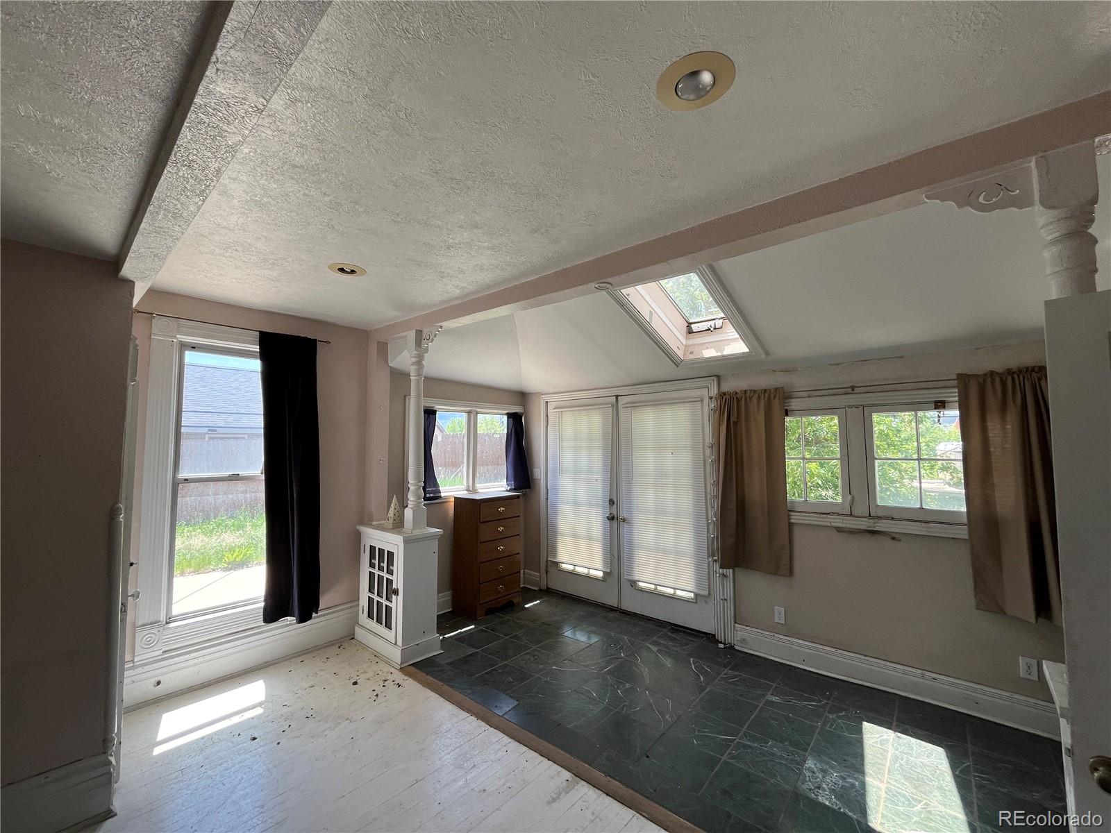 MLS Image #17 for 626  pine street,trinidad, Colorado