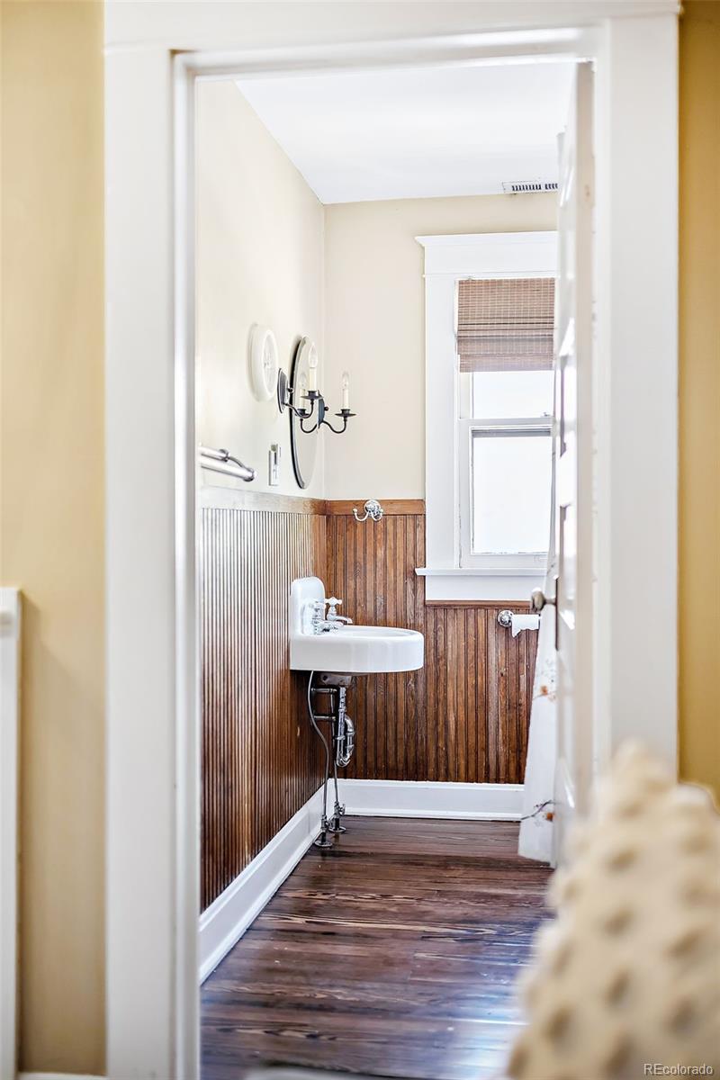 MLS Image #36 for 677 n gilpin street,denver, Colorado