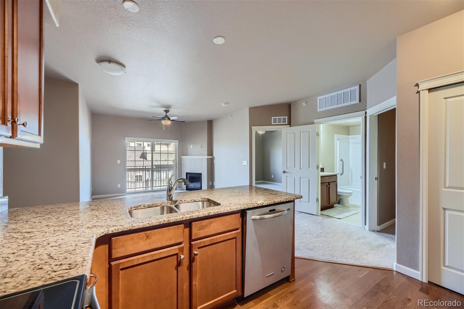 MLS Image #11 for 1144  rockhurst drive 401,highlands ranch, Colorado