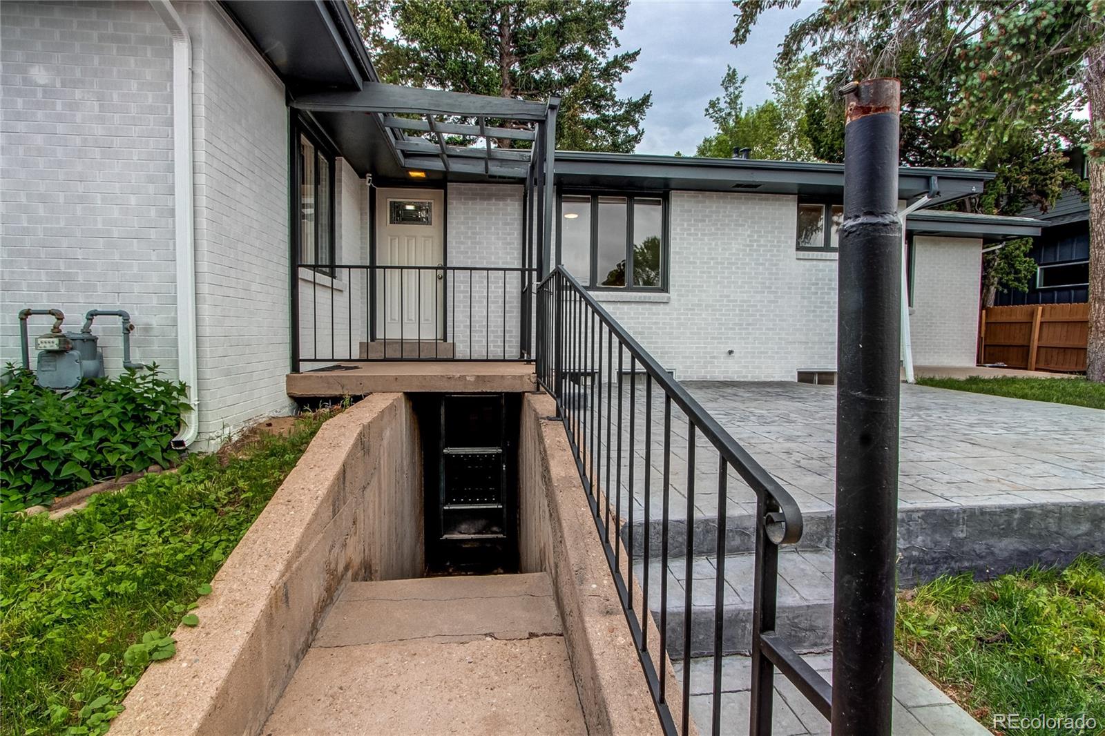 MLS Image #32 for 5655 e iowa avenue,denver, Colorado