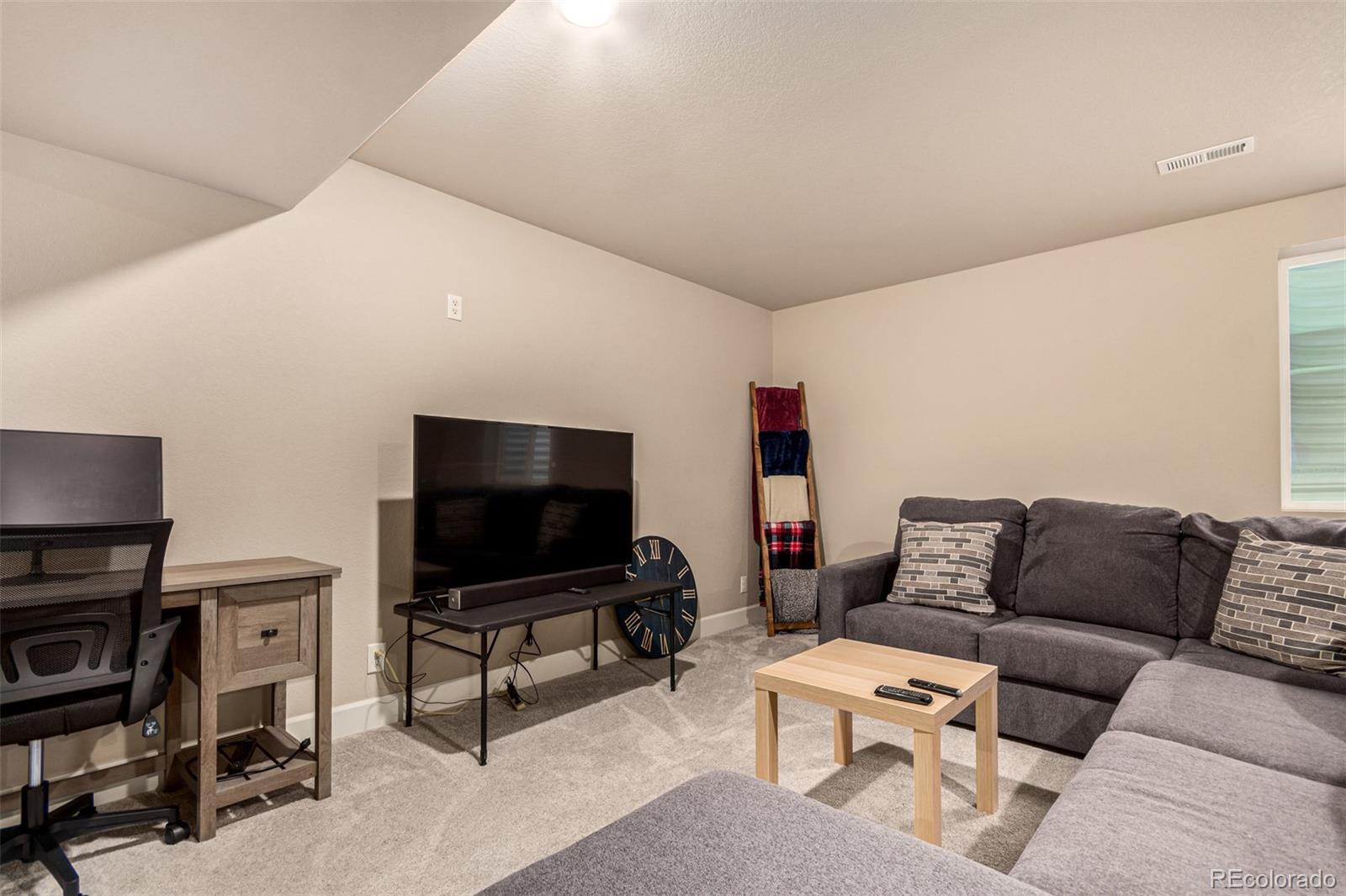 MLS Image #31 for 20411 e 53rd avenue,denver, Colorado