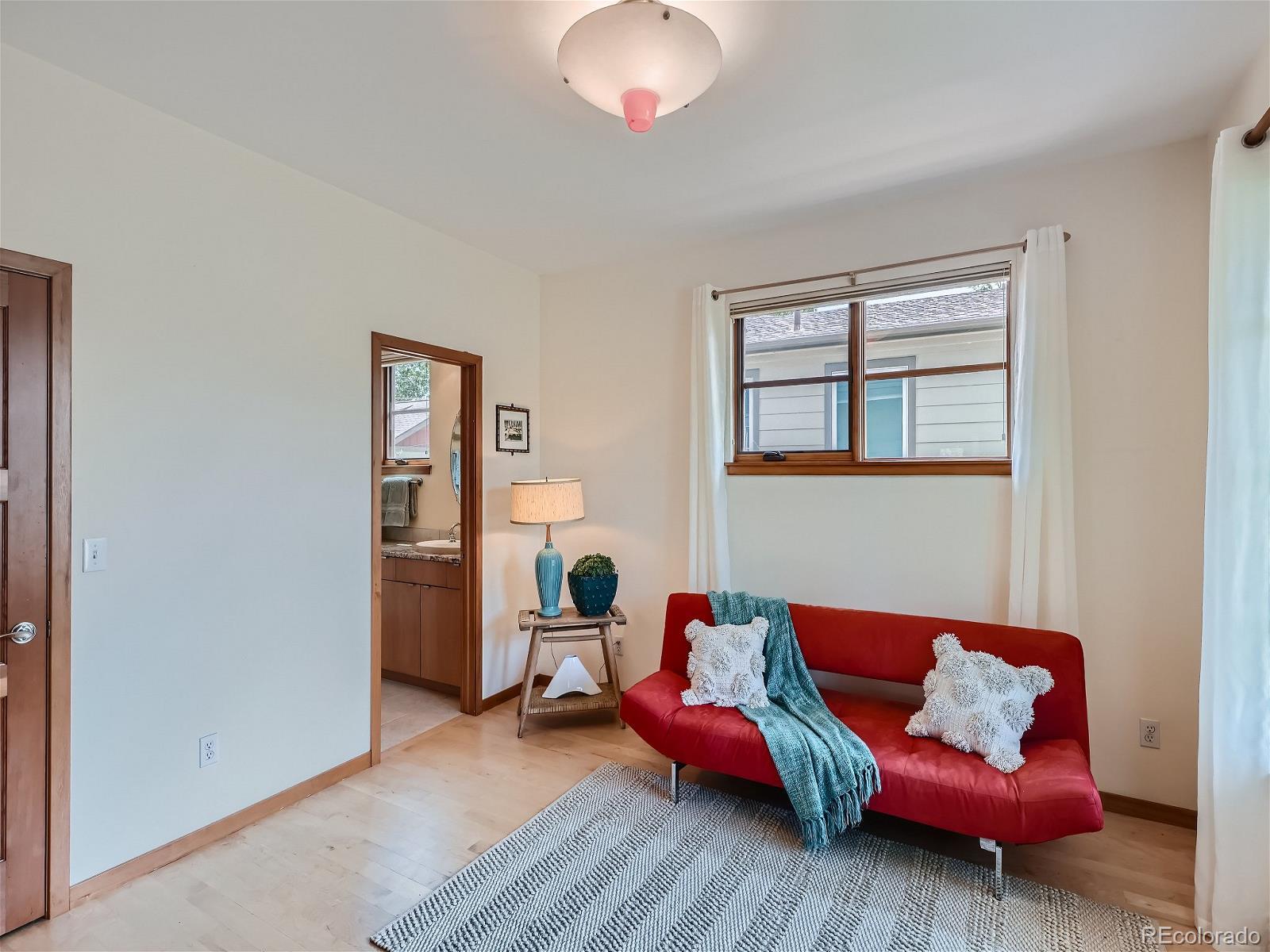 MLS Image #15 for 2516 s franklin street,denver, Colorado