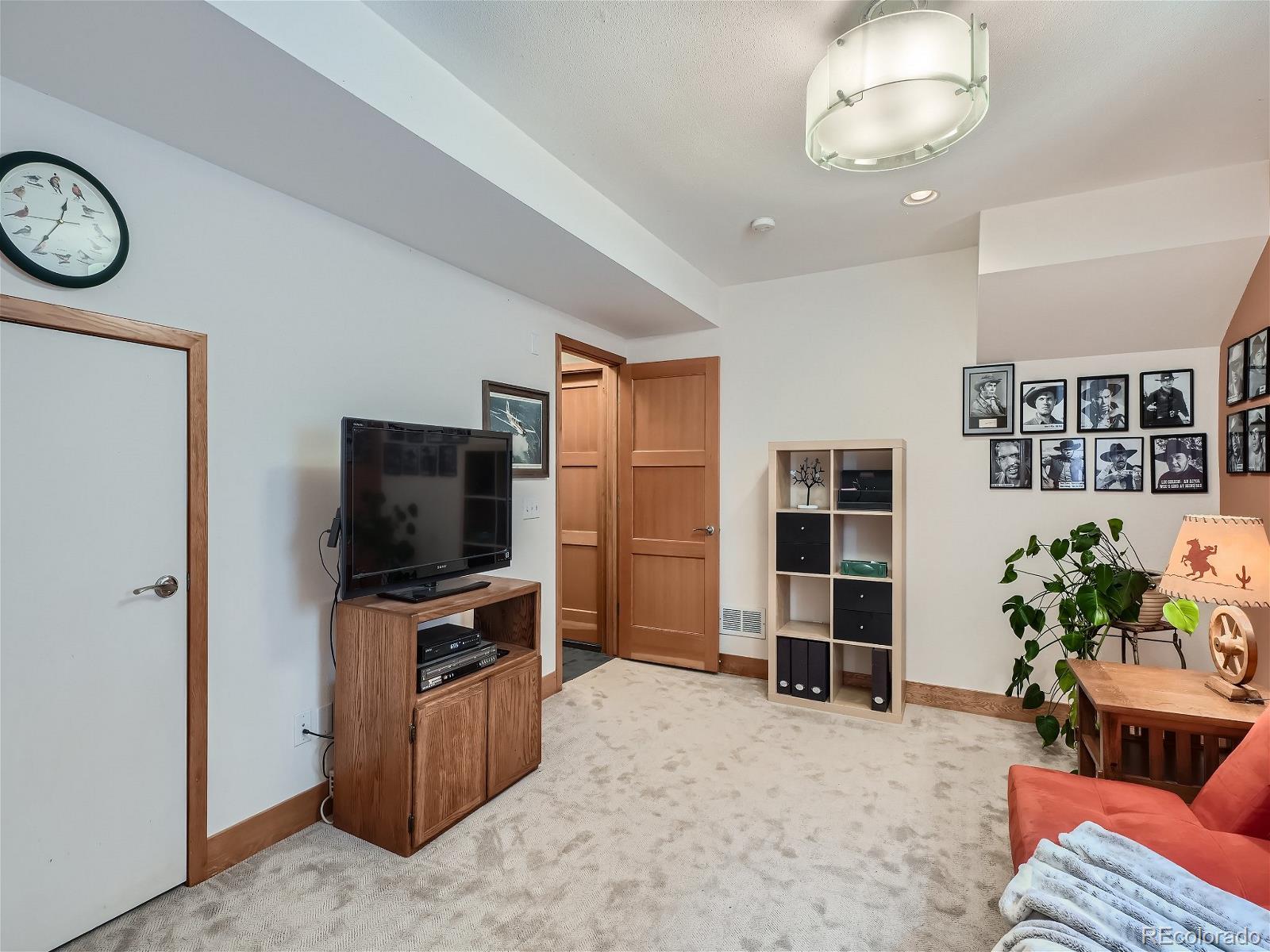 MLS Image #31 for 2516 s franklin street,denver, Colorado