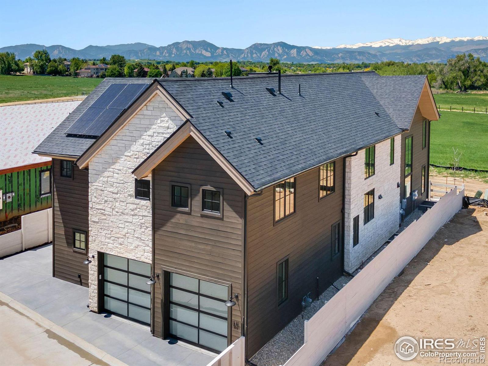 MLS Image #5 for 831  latigo loop,lafayette, Colorado