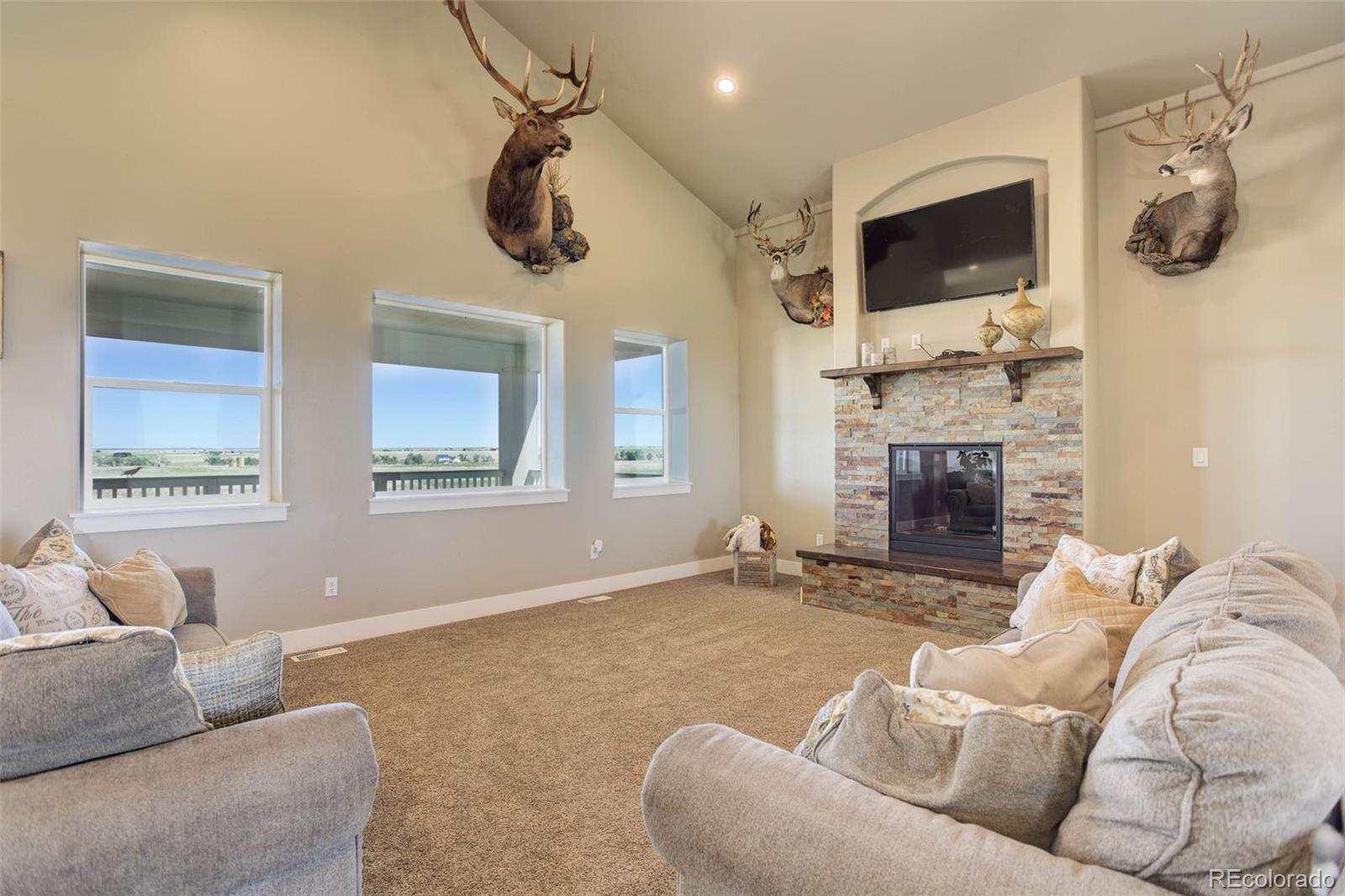 MLS Image #14 for 45425  wolf creek drive,bennett, Colorado