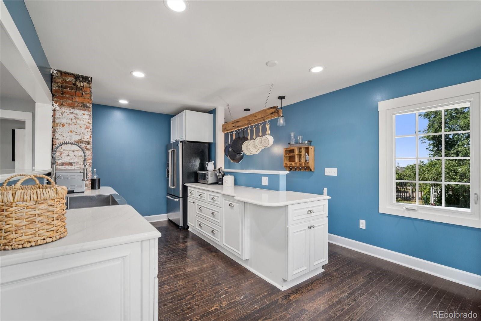 MLS Image #5 for 5725 w mississippi avenue,lakewood, Colorado