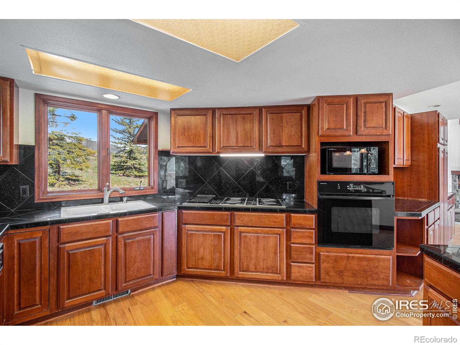 MLS Image #15 for 301  ute lane,estes park, Colorado