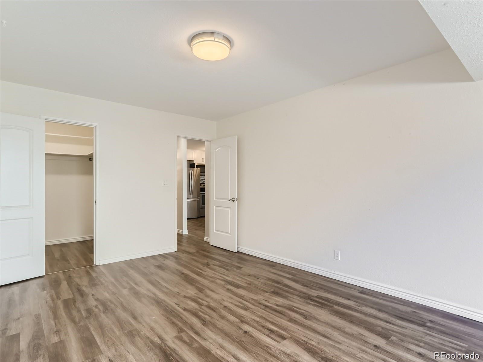 MLS Image #6 for 1121  albion street 206,denver, Colorado