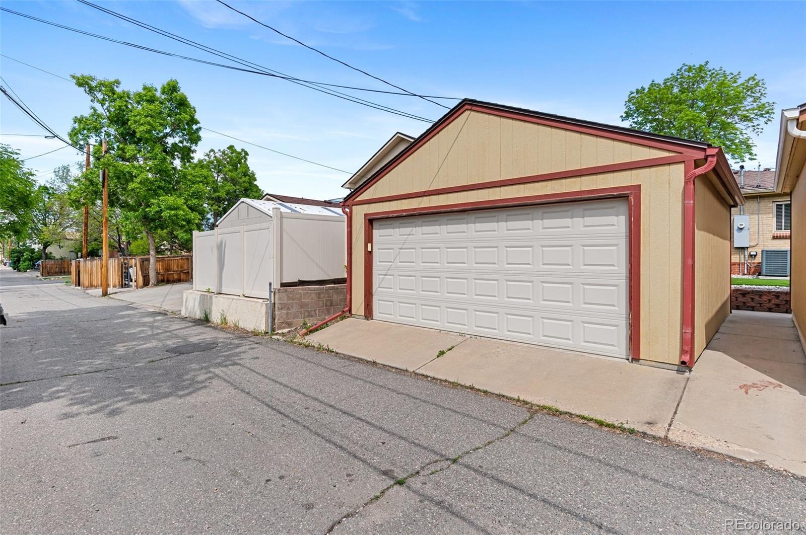 MLS Image #2 for 1915 s pearl street,denver, Colorado