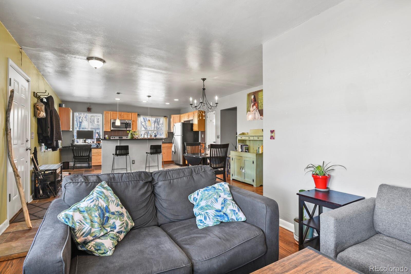 MLS Image #13 for 1517  clermont street,denver, Colorado