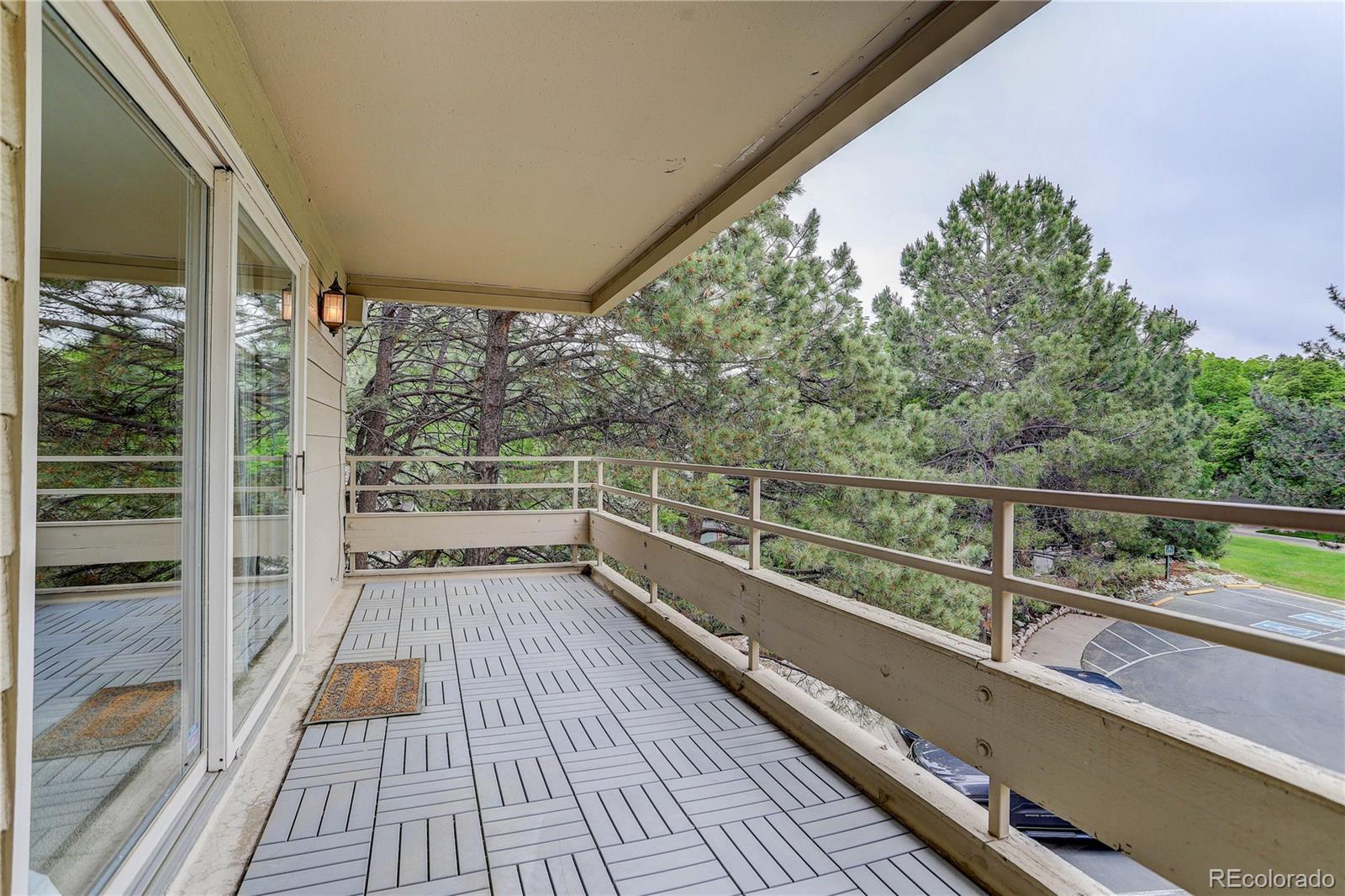 MLS Image #38 for 4605 s yosemite street 301,denver, Colorado