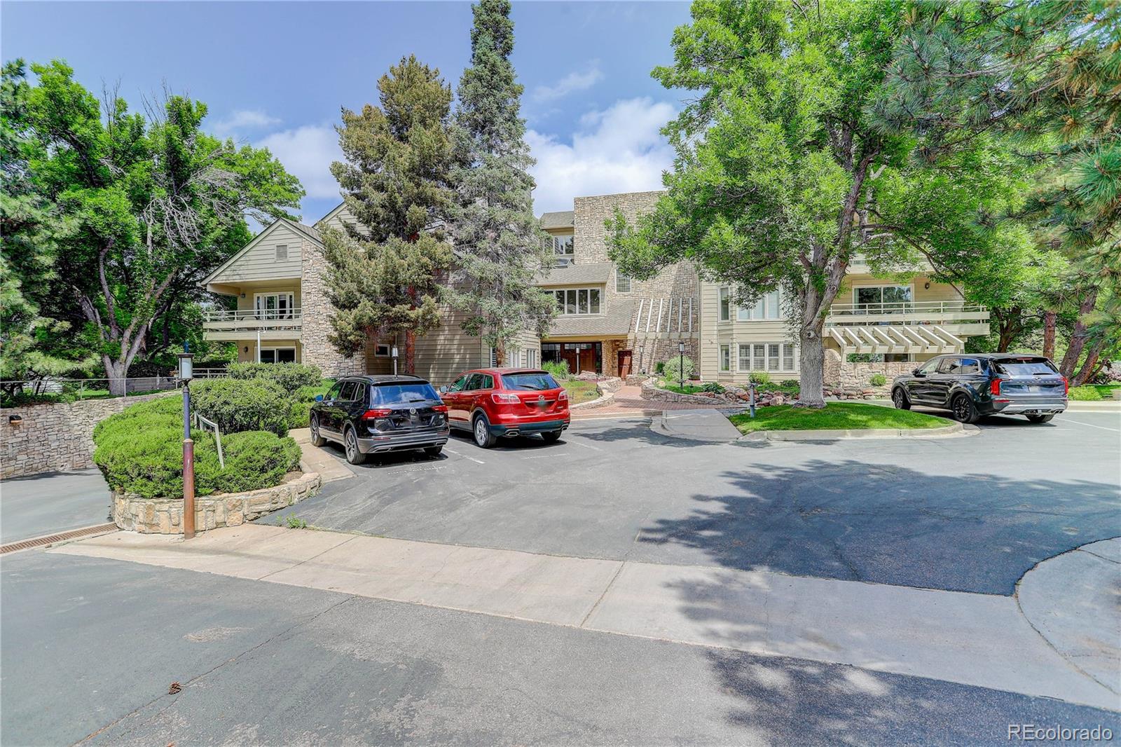 MLS Image #43 for 4605 s yosemite street 301,denver, Colorado