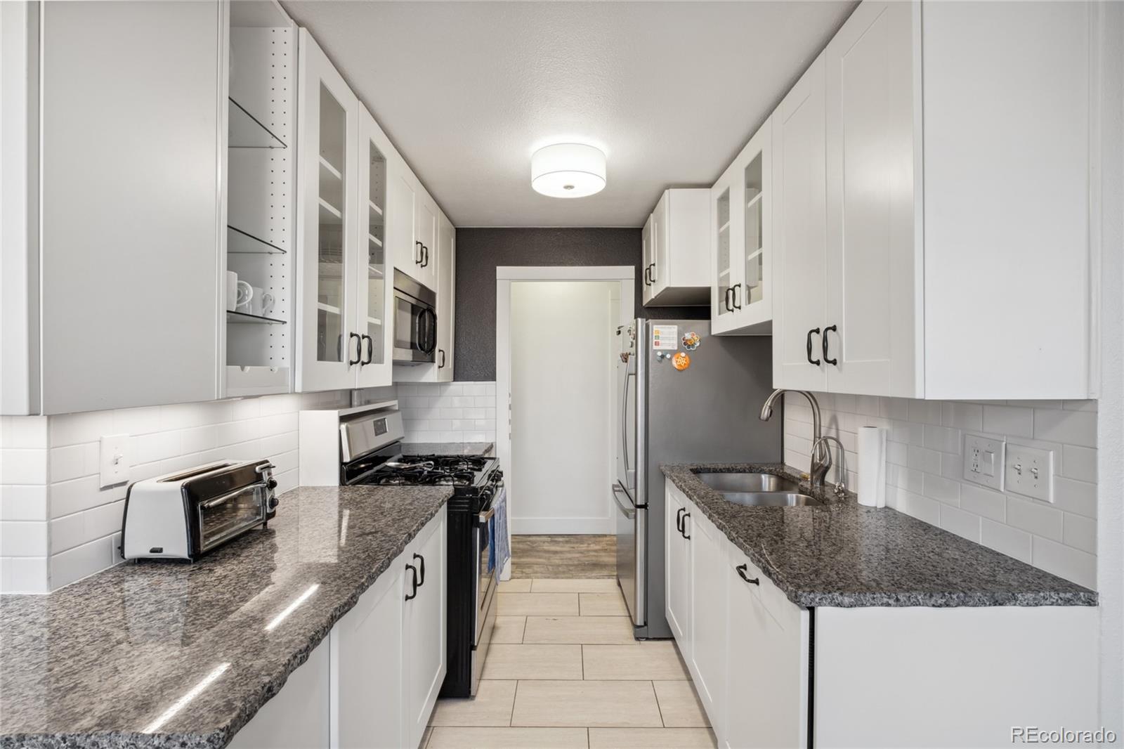 MLS Image #6 for 789  north clarkson street 401,denver, Colorado