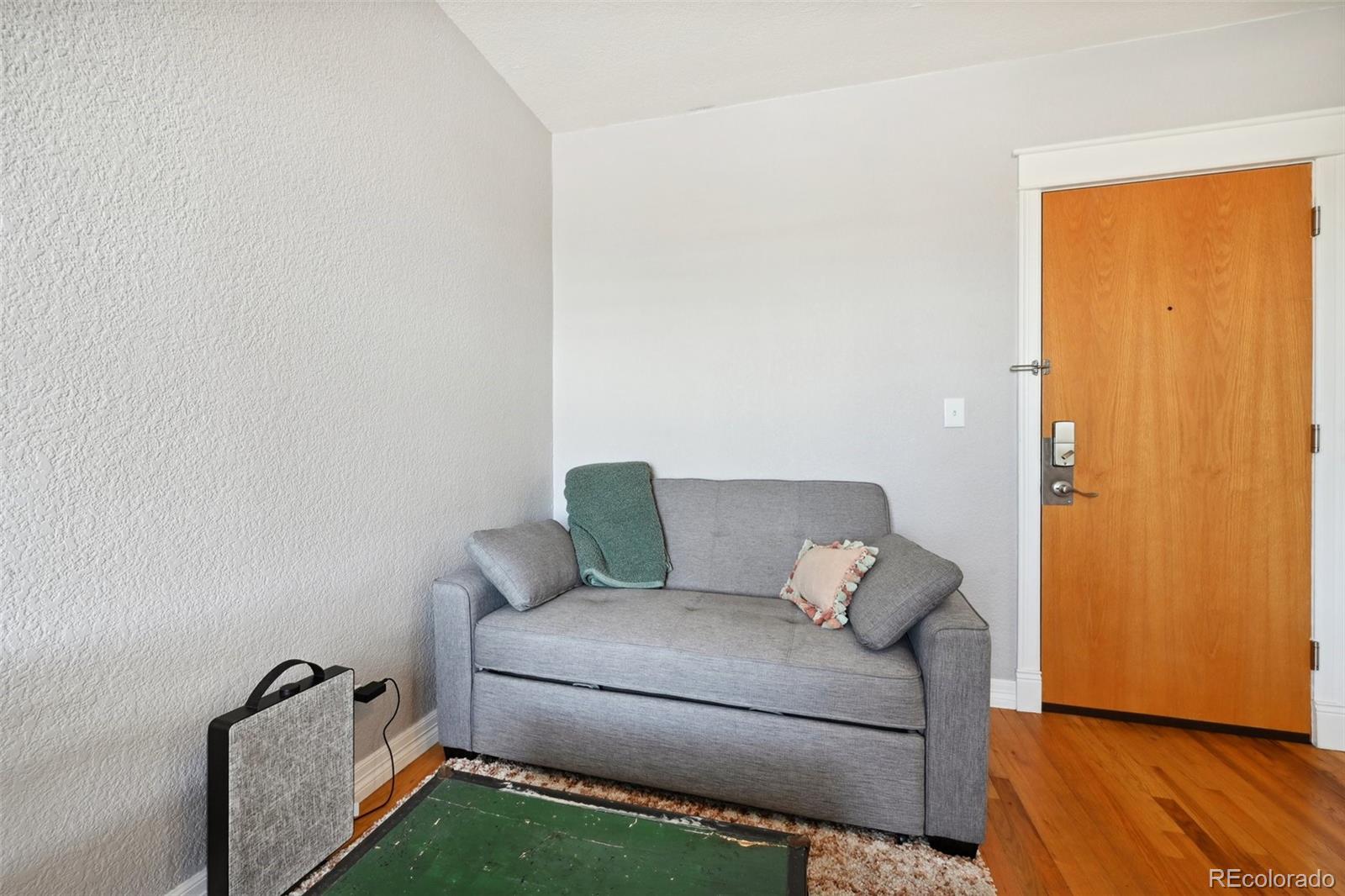 MLS Image #12 for 1650 n pearl street 19,denver, Colorado