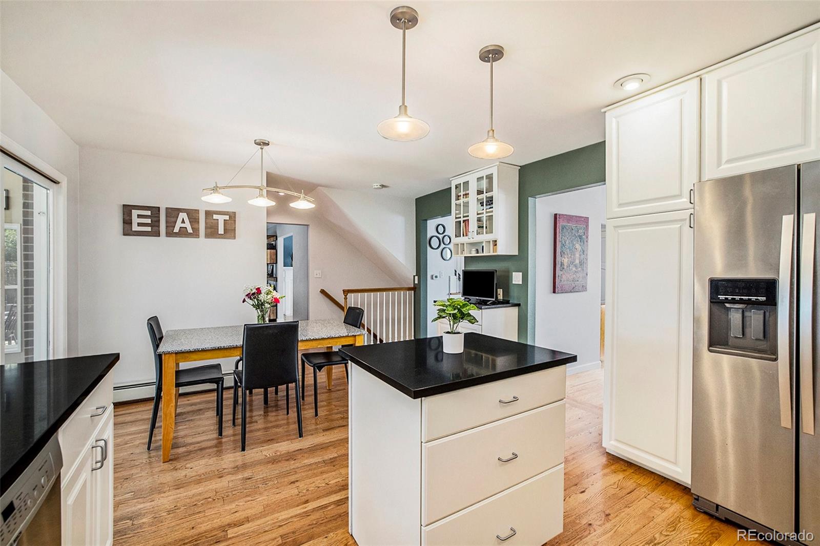 MLS Image #9 for 3930 s hillcrest drive,denver, Colorado