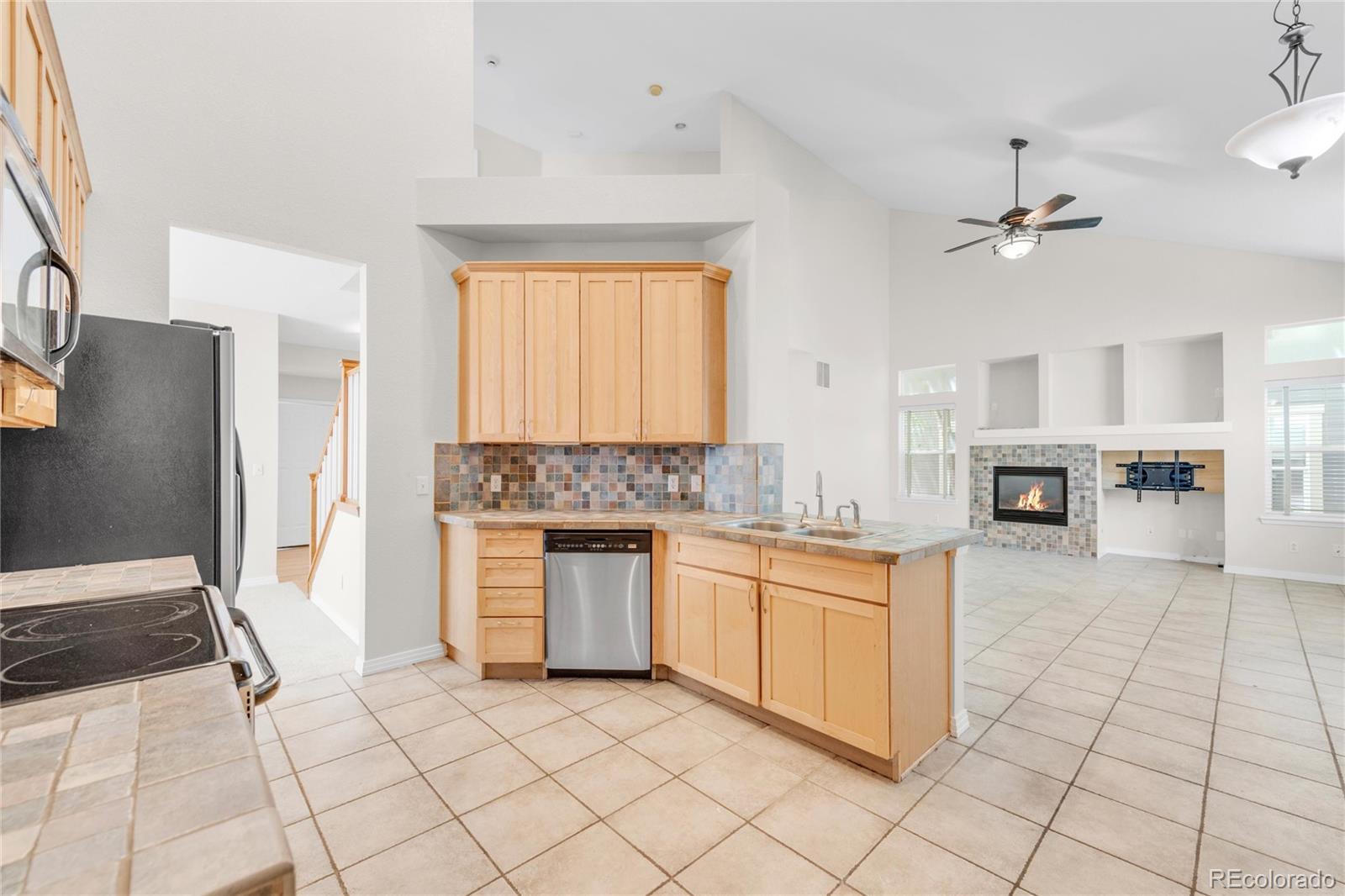 MLS Image #15 for 14039  fairwind lane,broomfield, Colorado