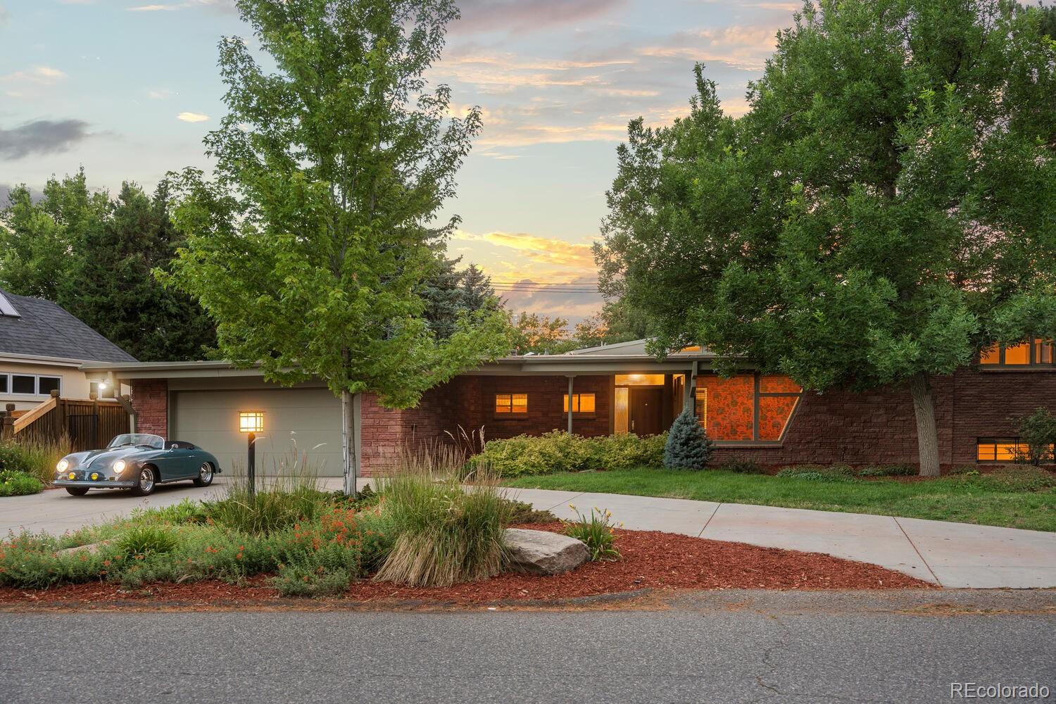 MLS Image #2 for 51 s dahlia street,denver, Colorado