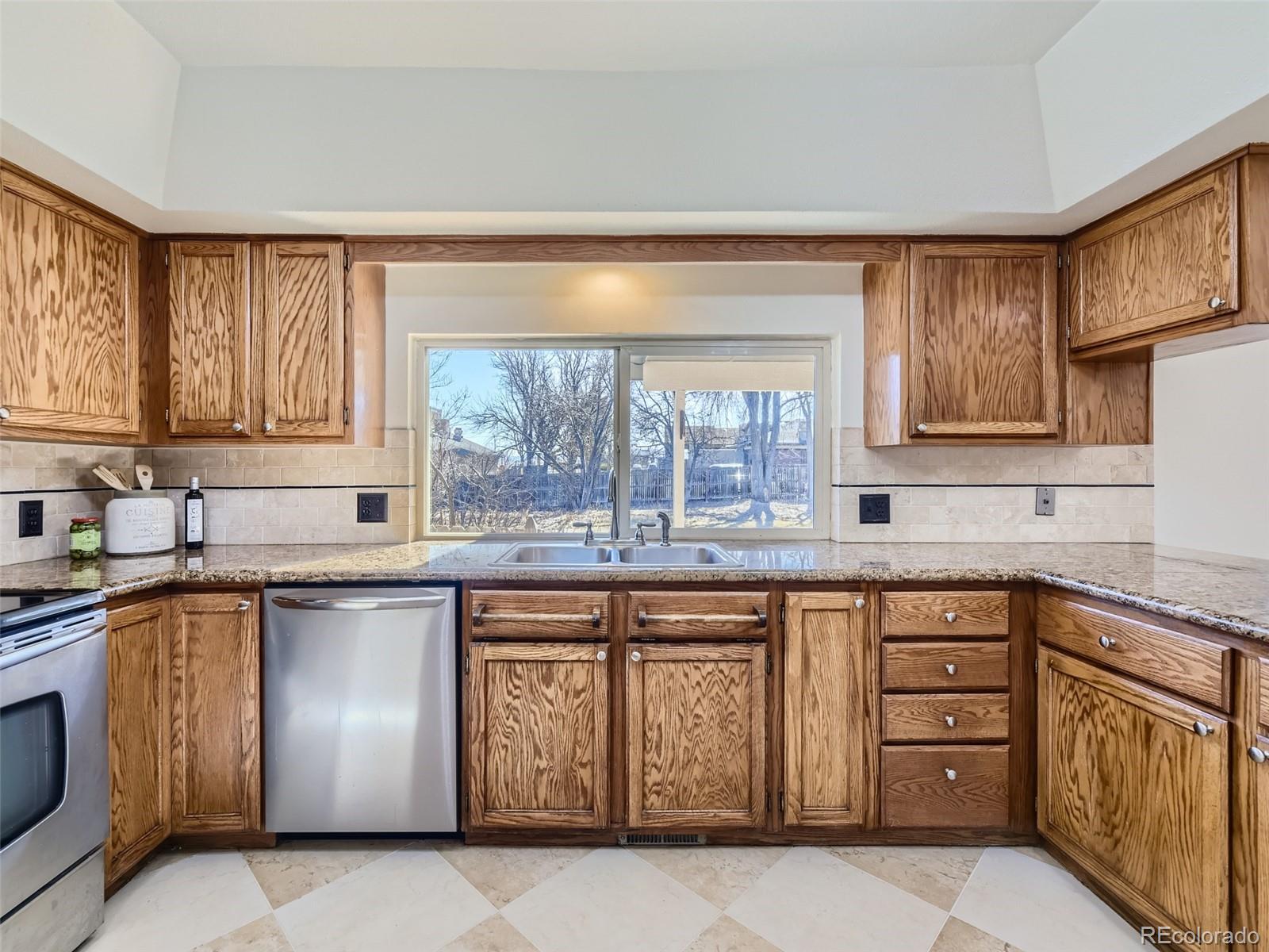 MLS Image #9 for 6754 w hinsdale place,littleton, Colorado