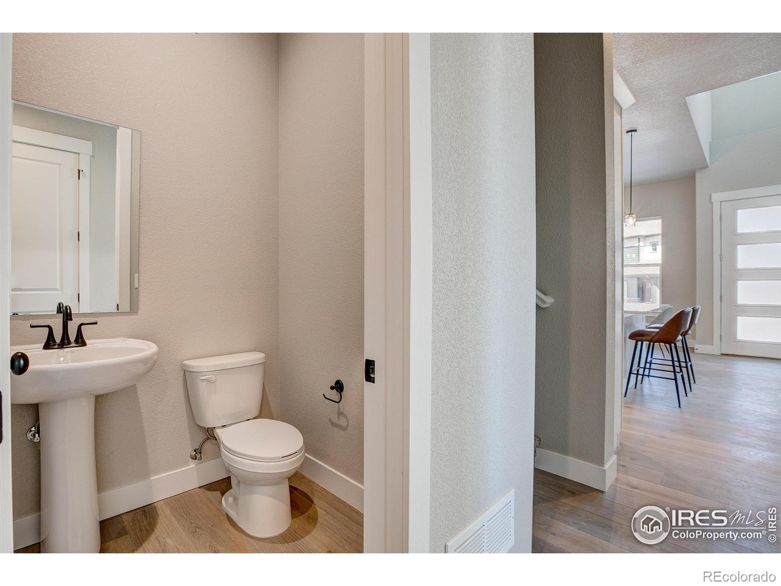 MLS Image #25 for 208  high point drive,longmont, Colorado