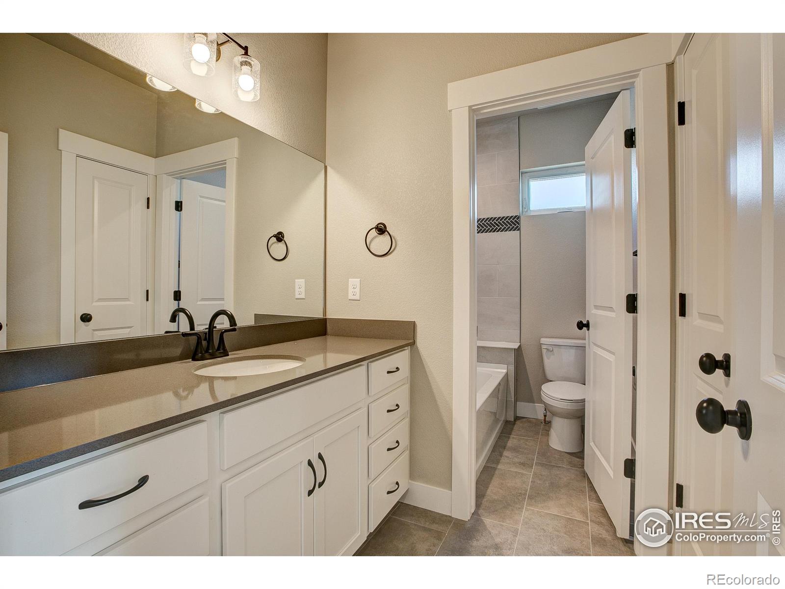 MLS Image #29 for 208  high point drive,longmont, Colorado