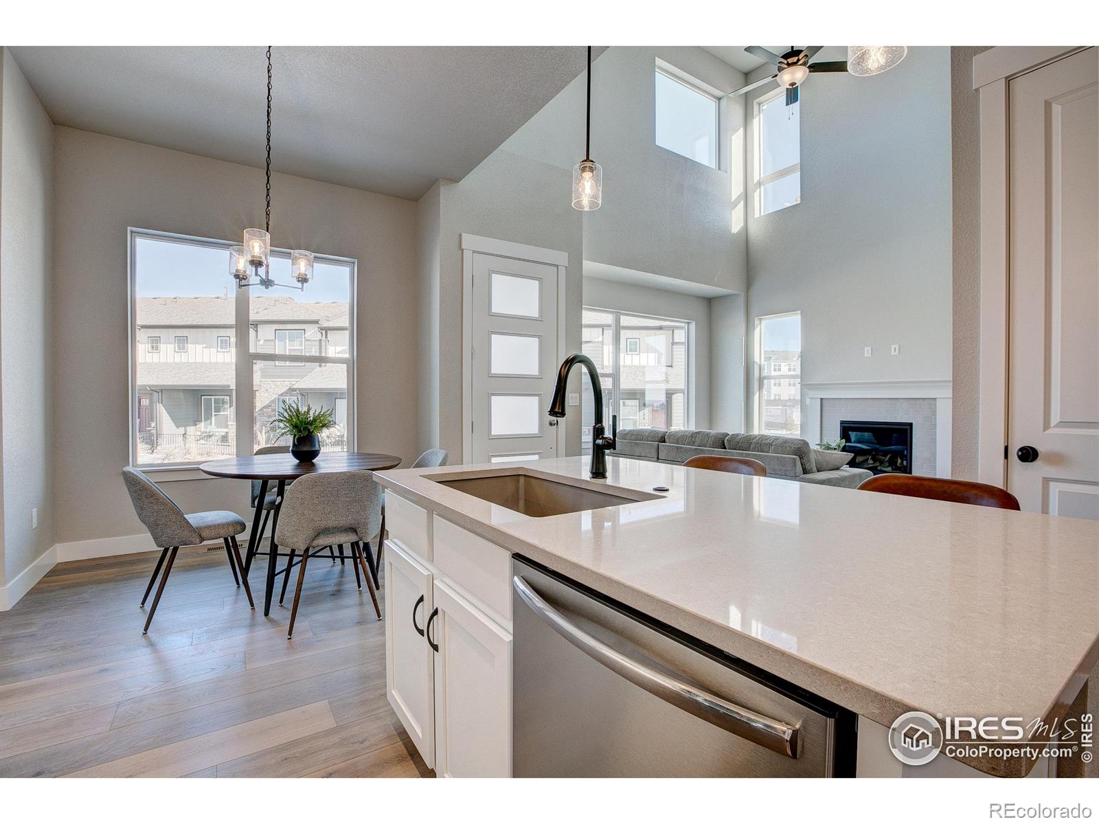 MLS Image #5 for 208  high point drive,longmont, Colorado