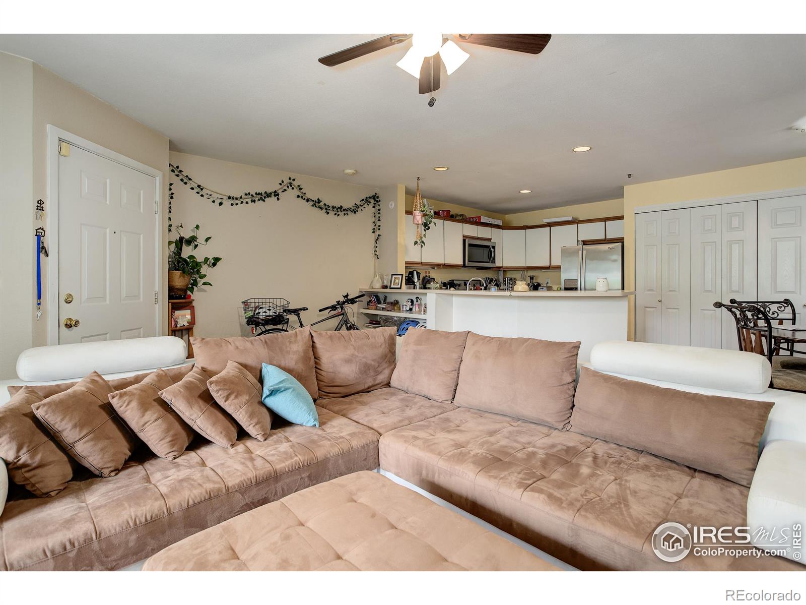 MLS Image #3 for 33 s boulder circle,boulder, Colorado