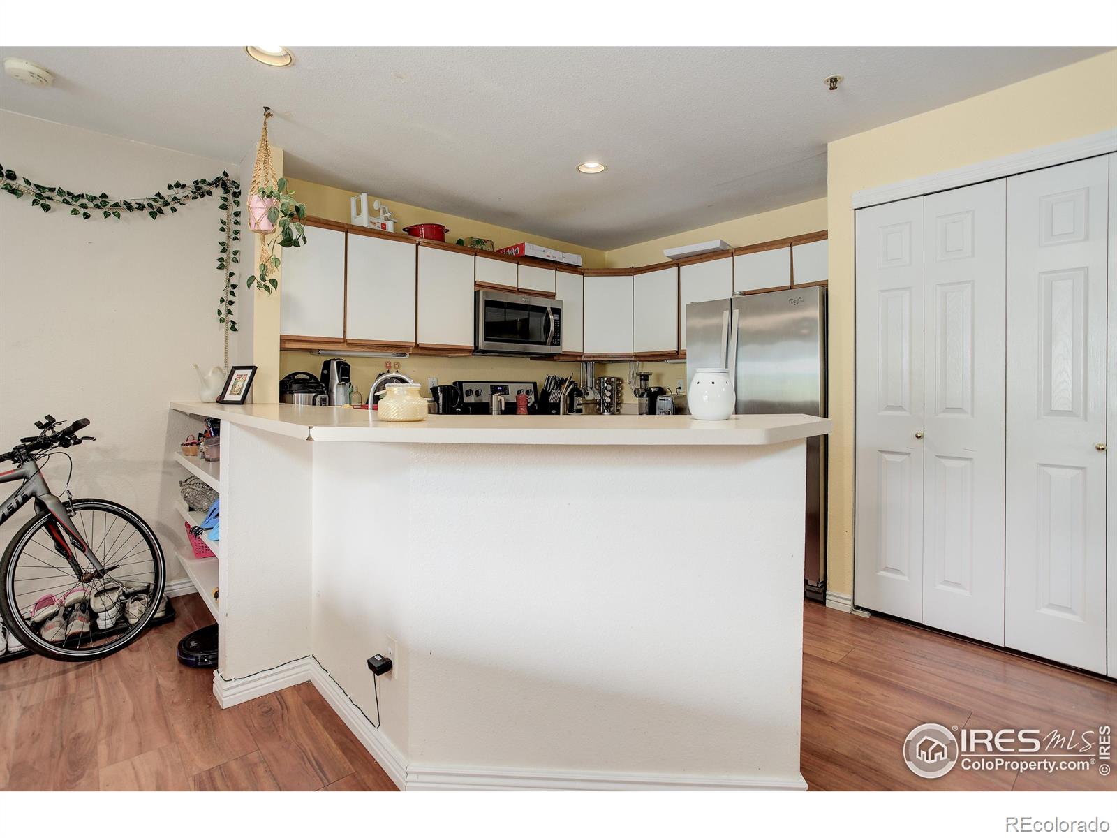 MLS Image #8 for 33 s boulder circle,boulder, Colorado