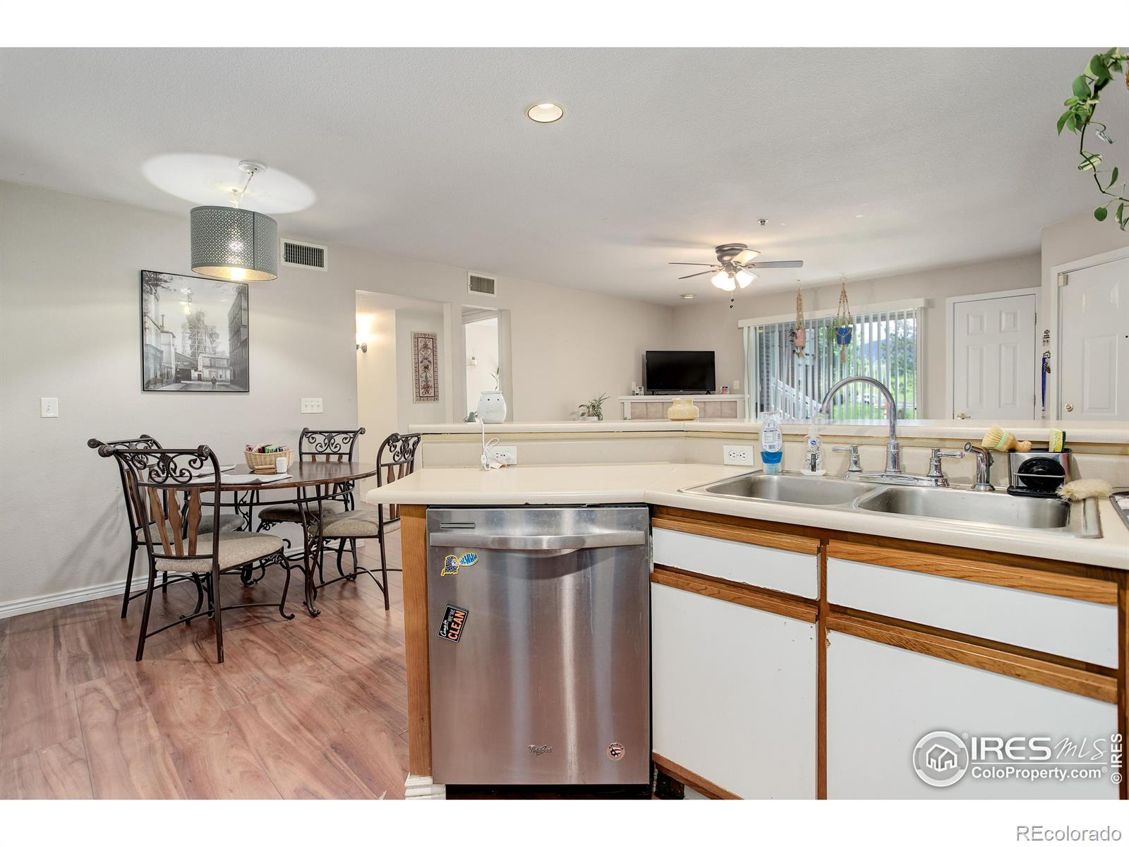 MLS Image #9 for 33 s boulder circle,boulder, Colorado