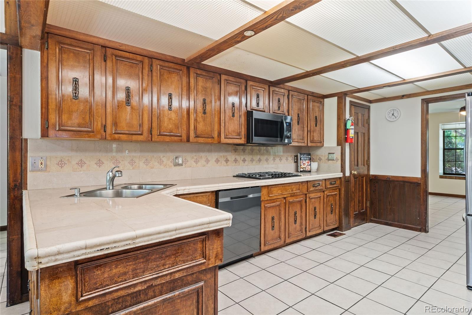 MLS Image #10 for 2607 s eudora place,denver, Colorado