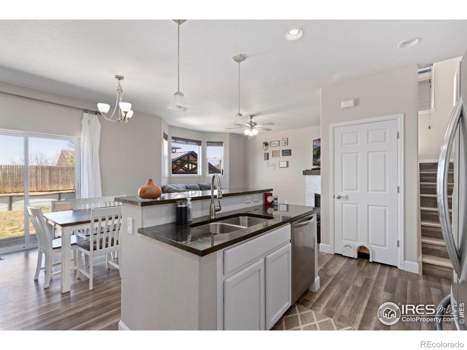MLS Image #2 for 582 s carriage drive,milliken, Colorado