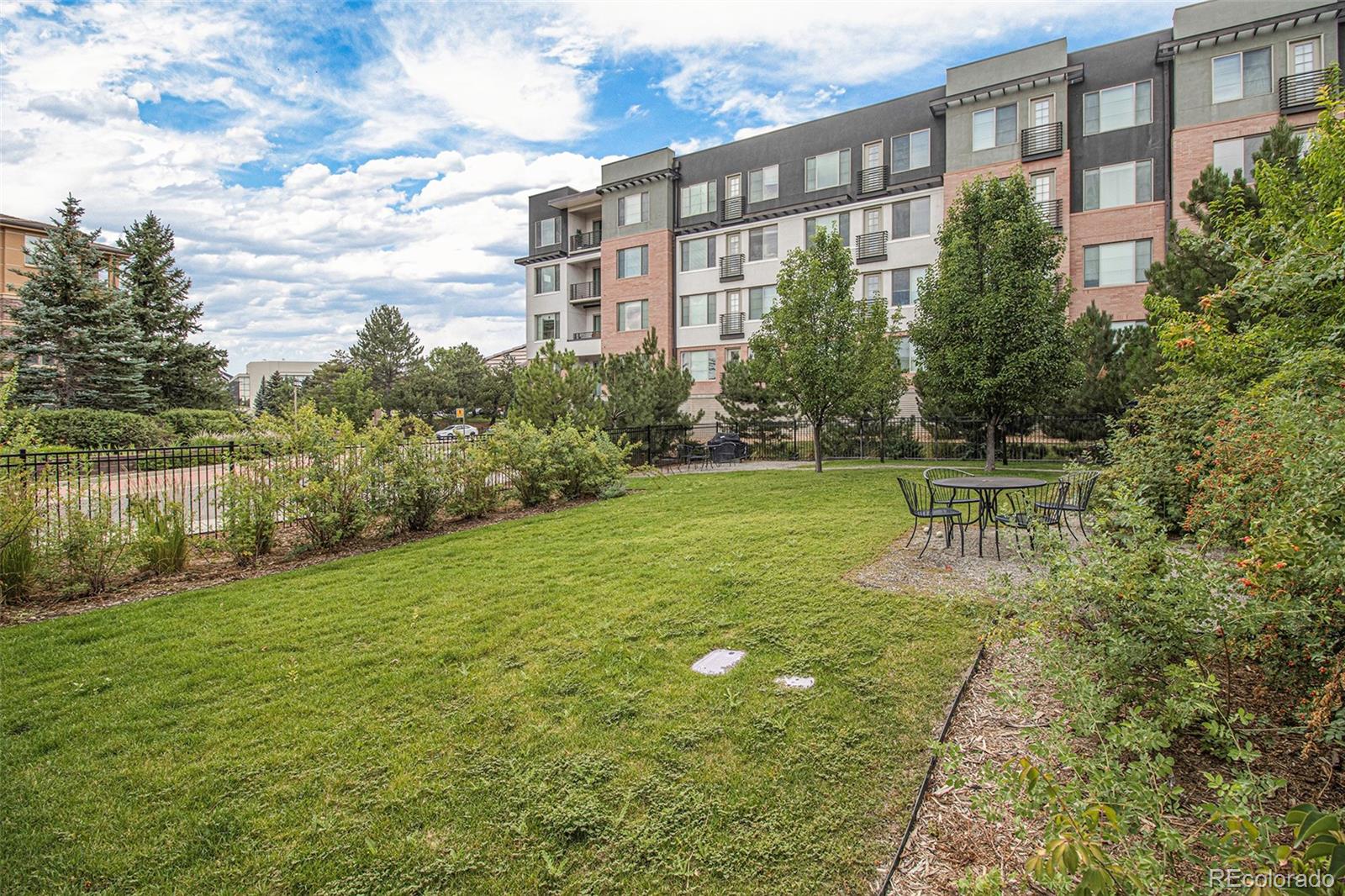 MLS Image #14 for 7841  inverness boulevard,englewood, Colorado