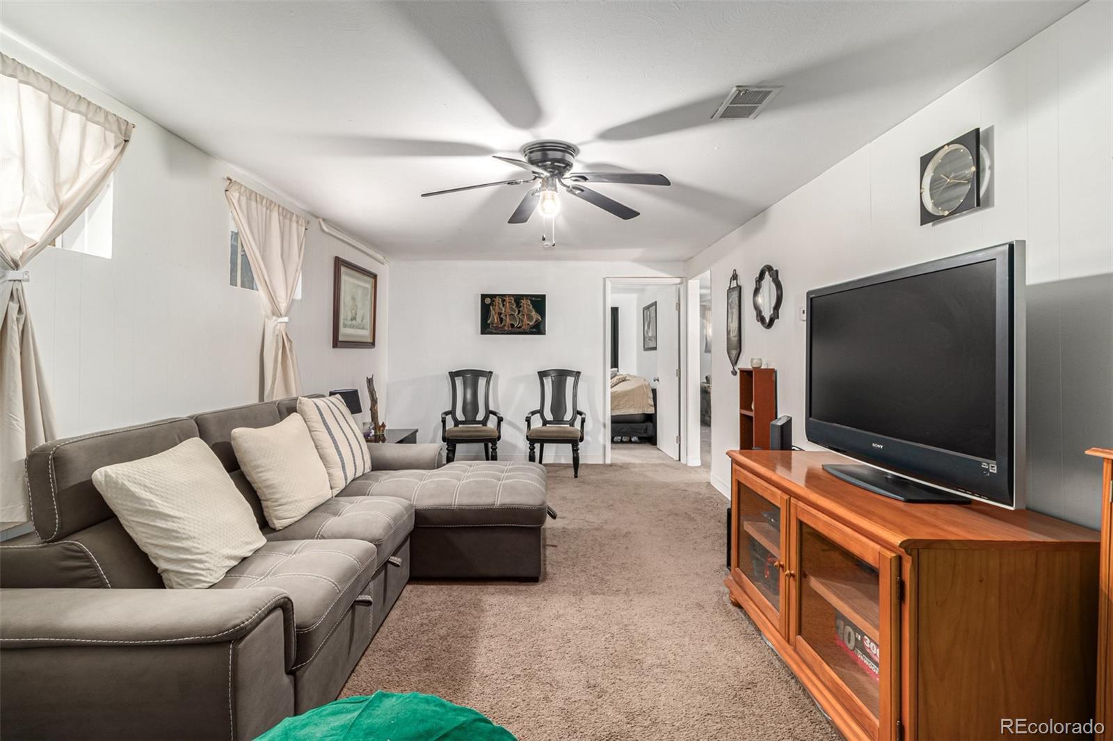 MLS Image #21 for 2612  meadowbrook drive,denver, Colorado