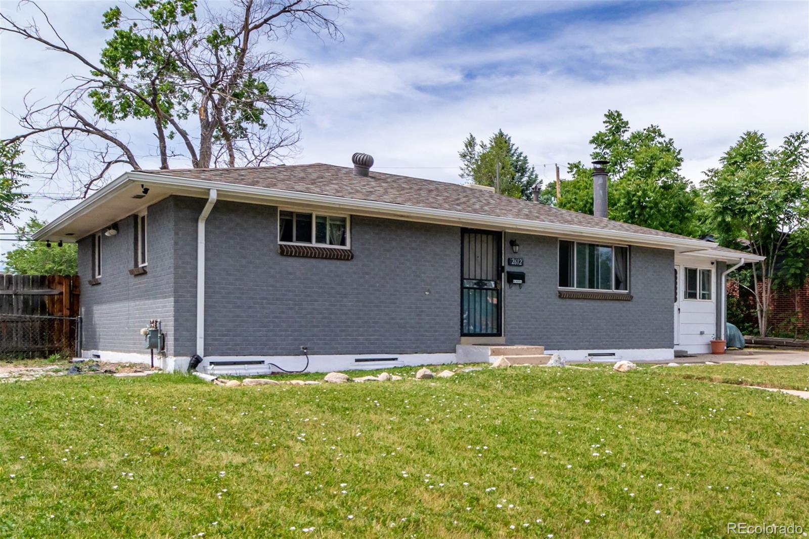 MLS Image #3 for 2612  meadowbrook drive,denver, Colorado