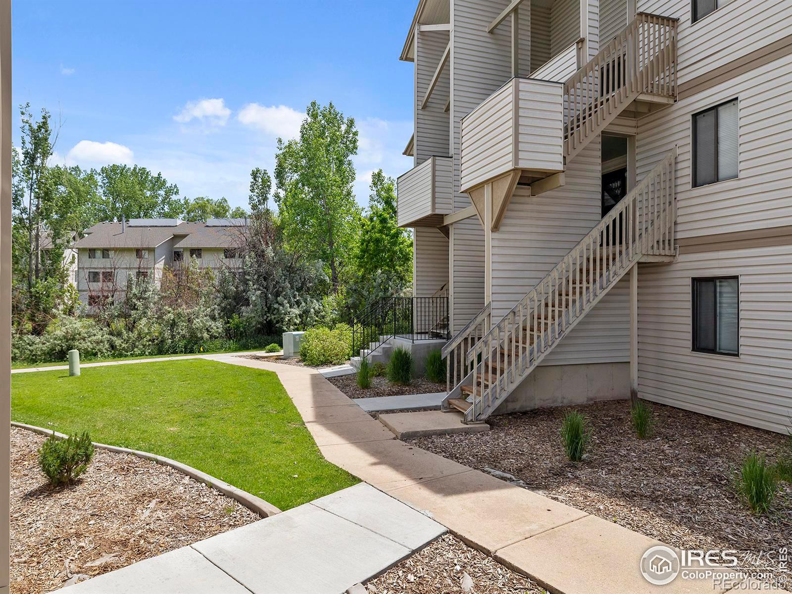 MLS Image #2 for 1705  heatheridge road,fort collins, Colorado