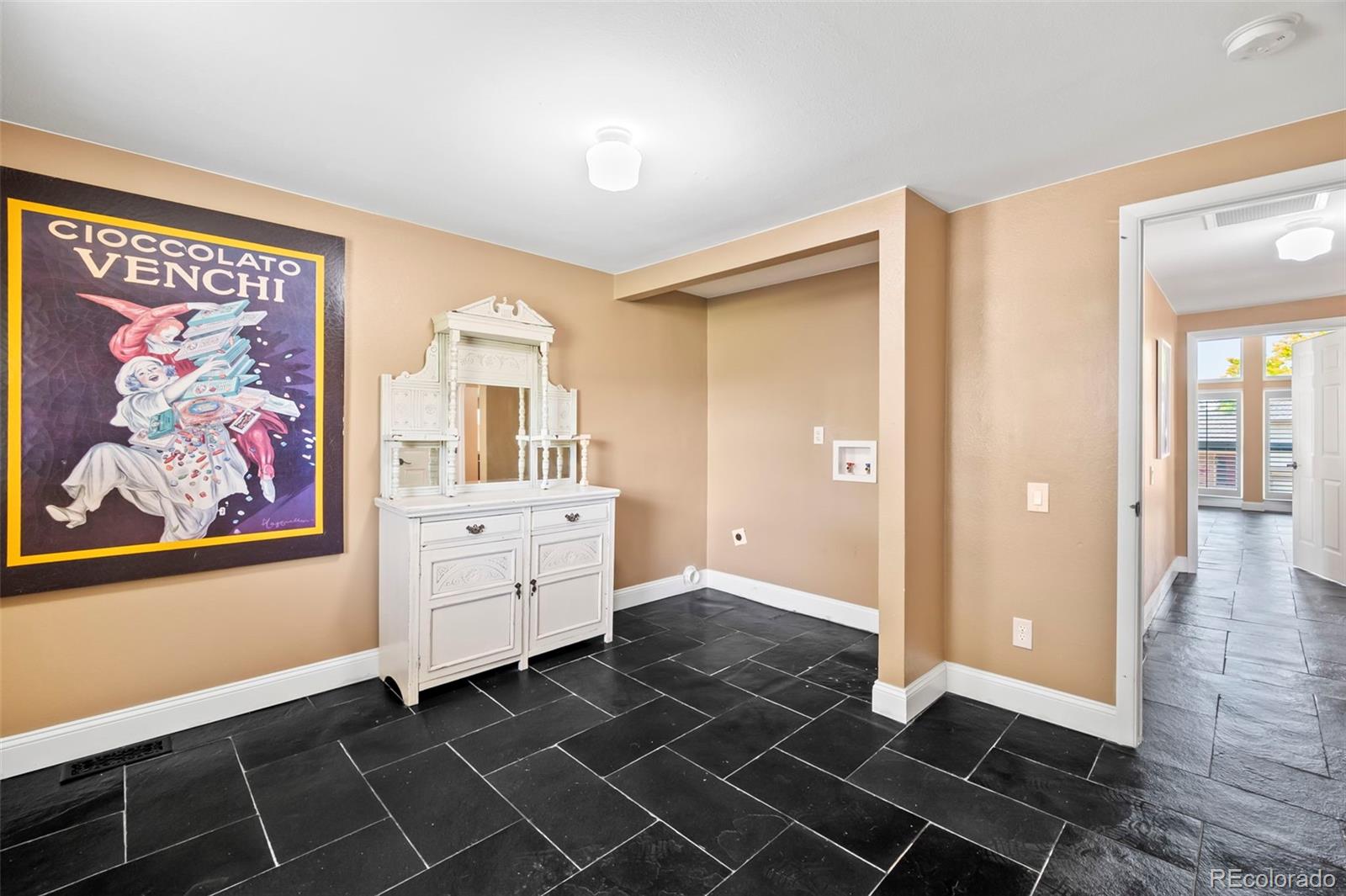 MLS Image #23 for 8545 e mineral circle,centennial, Colorado