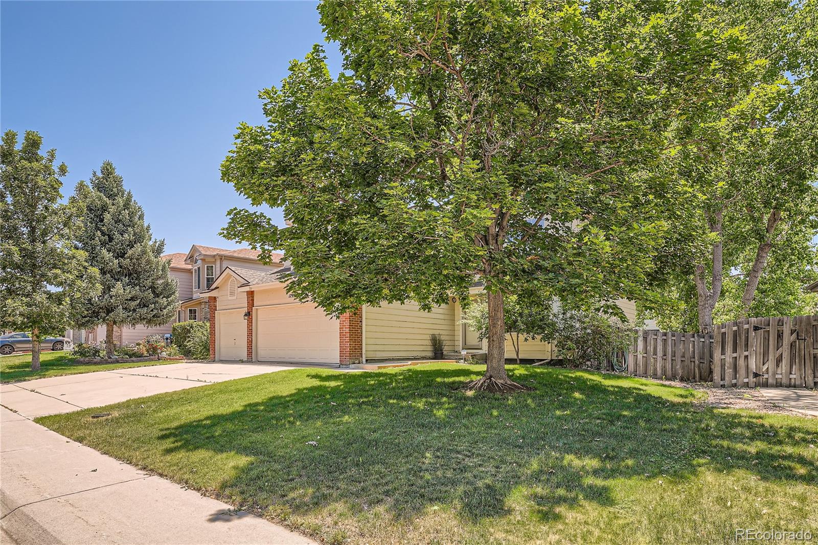 MLS Image #1 for 17990 e dickenson place,aurora, Colorado