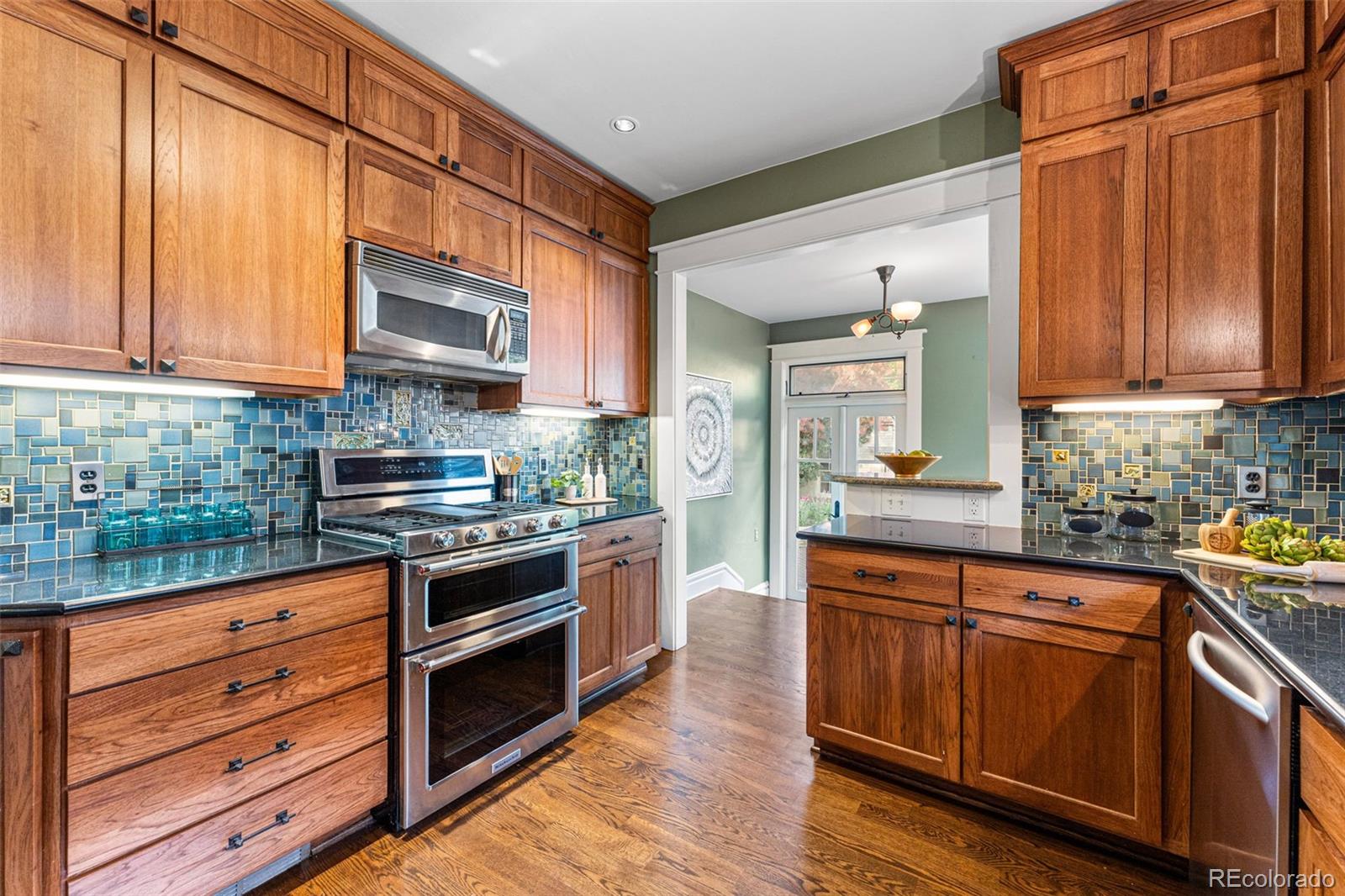 MLS Image #13 for 482 s corona street,denver, Colorado