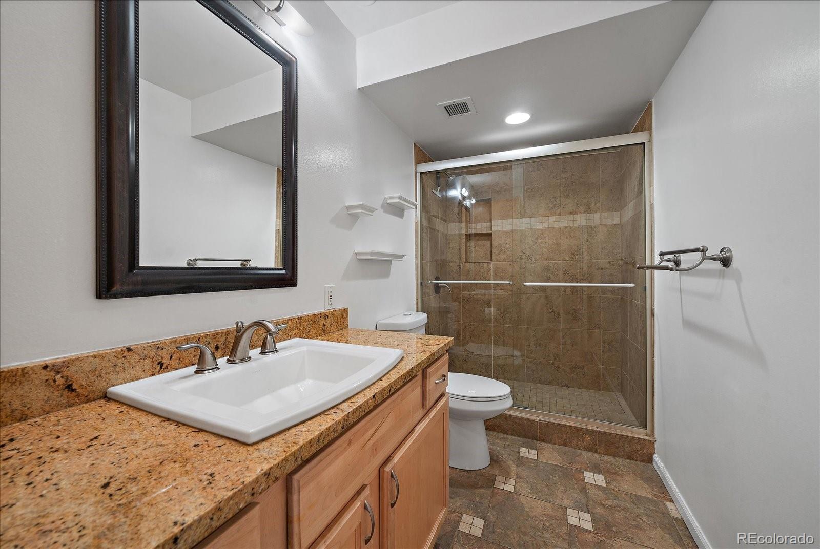 MLS Image #24 for 909 n lafayette street 304,denver, Colorado