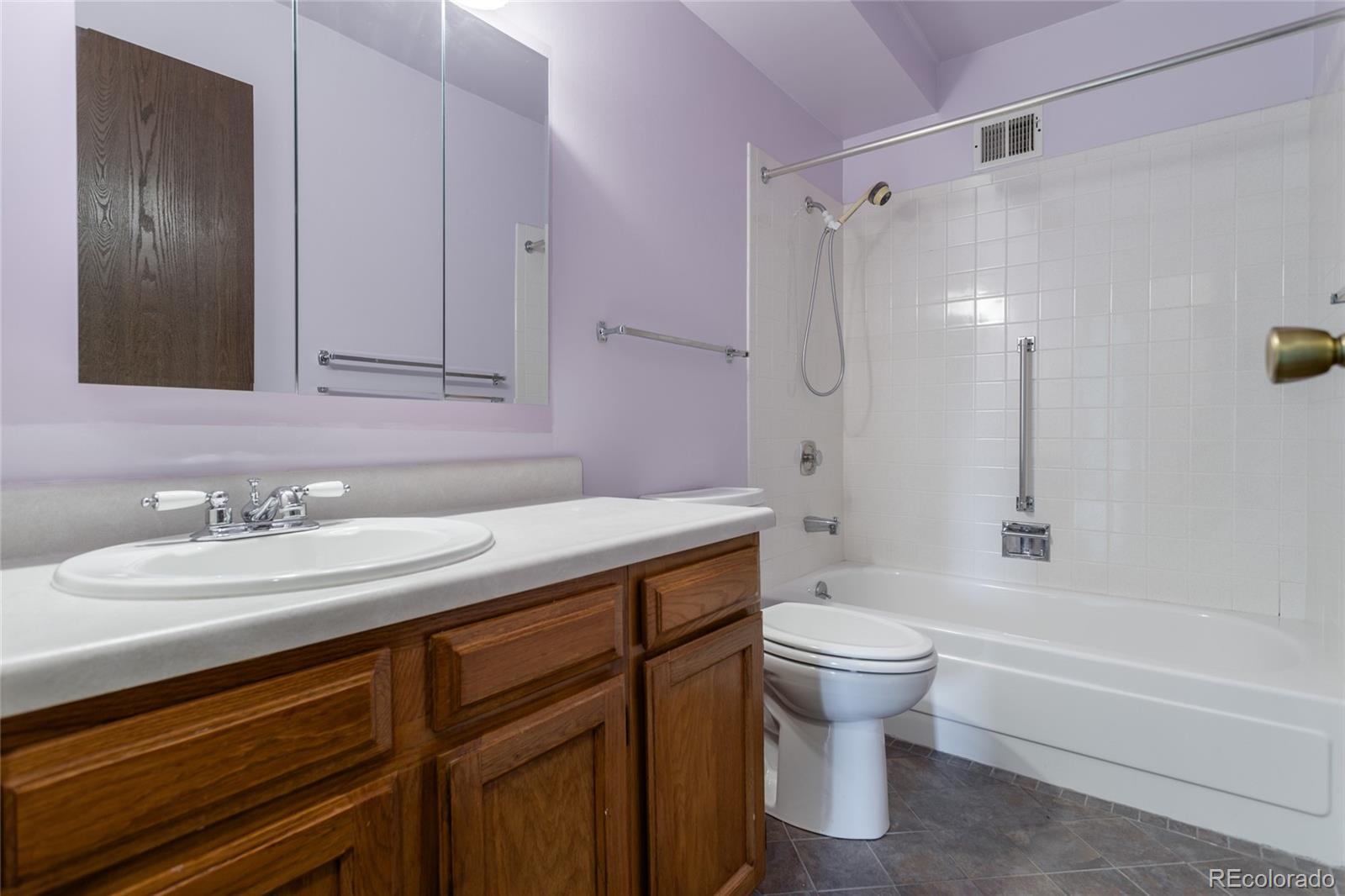 MLS Image #18 for 3144 s wheeling way 209,aurora, Colorado