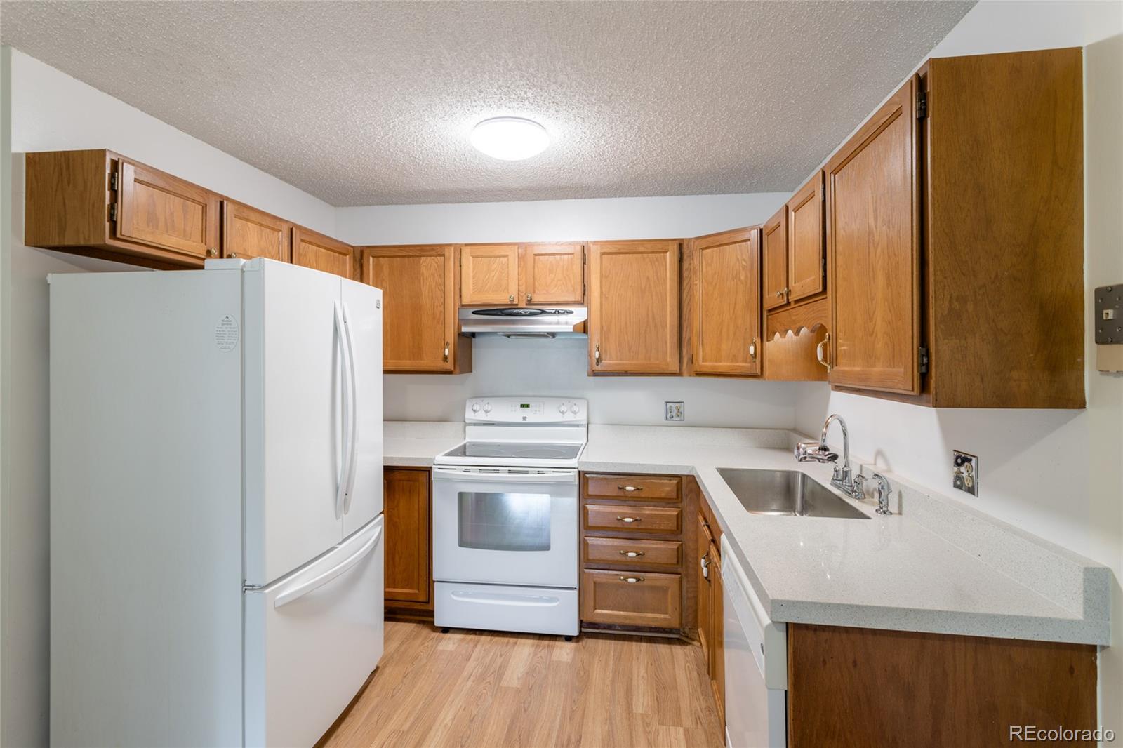 MLS Image #4 for 3144 s wheeling way 209,aurora, Colorado